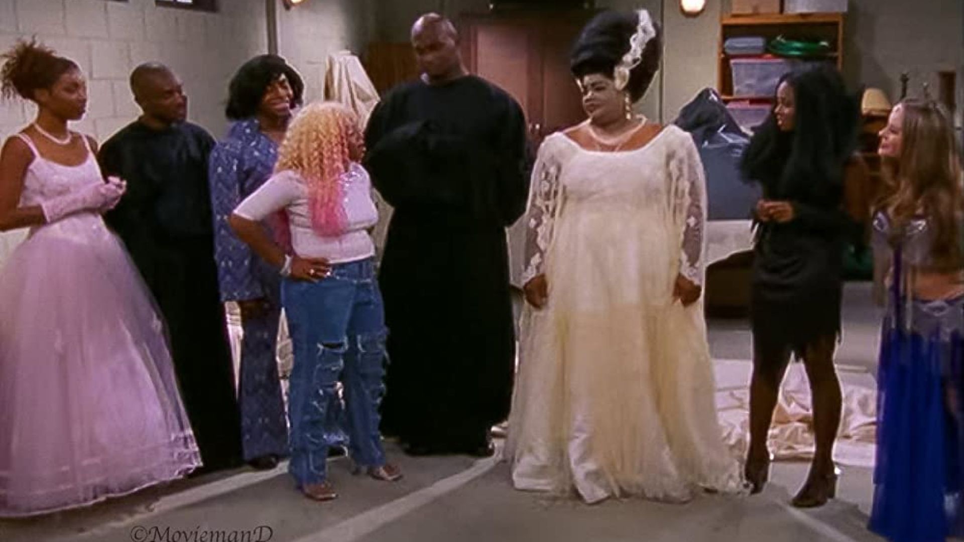 The Parkers: A Maniac Is Trying To Kill Kim On Halloween